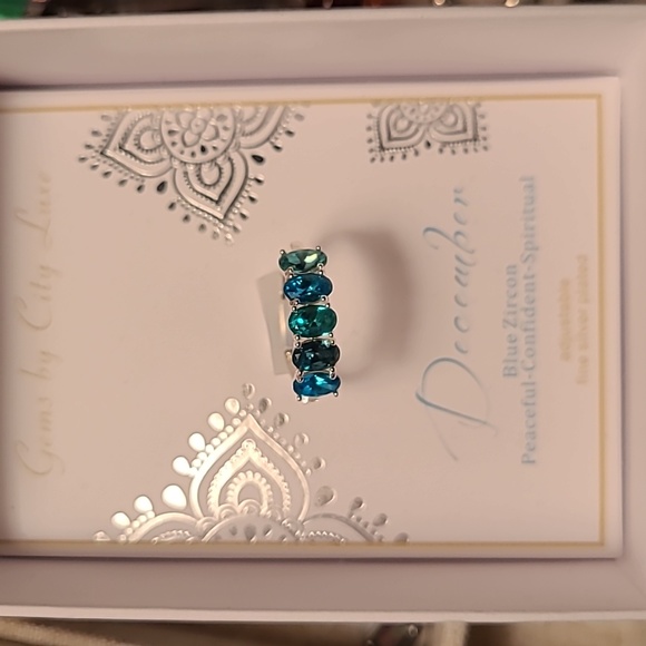 GEMS BY CITY LUXE BLUE ZIRCON ADJUSTABLE FINE SILVER PLATED RING - Picture 2 of 12